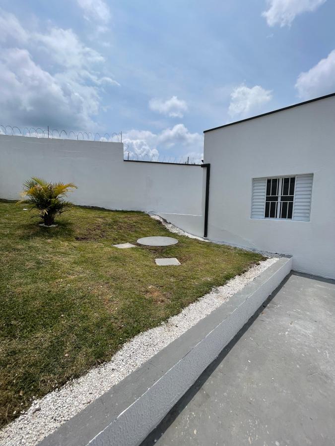 Casa à venda com 2 quartos, 125m² - Foto 2